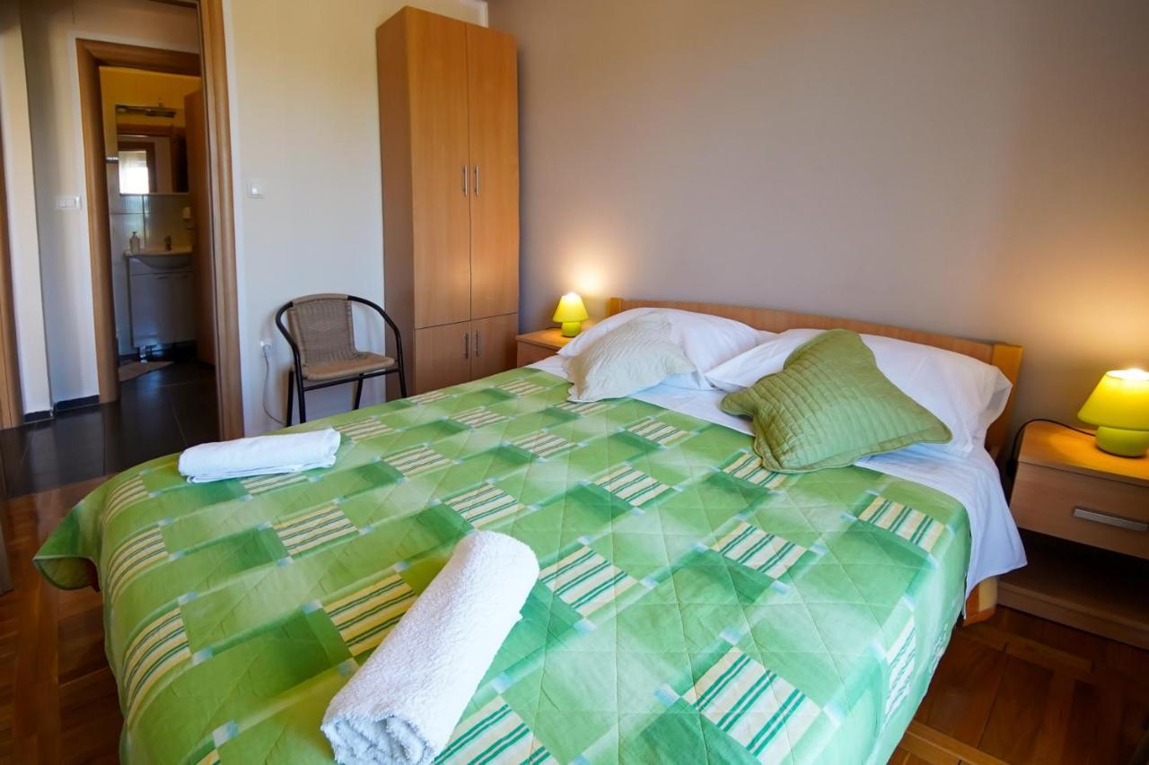 Guest Accommodation Slapovi Krke ロゾヴァック エクステリア 写真