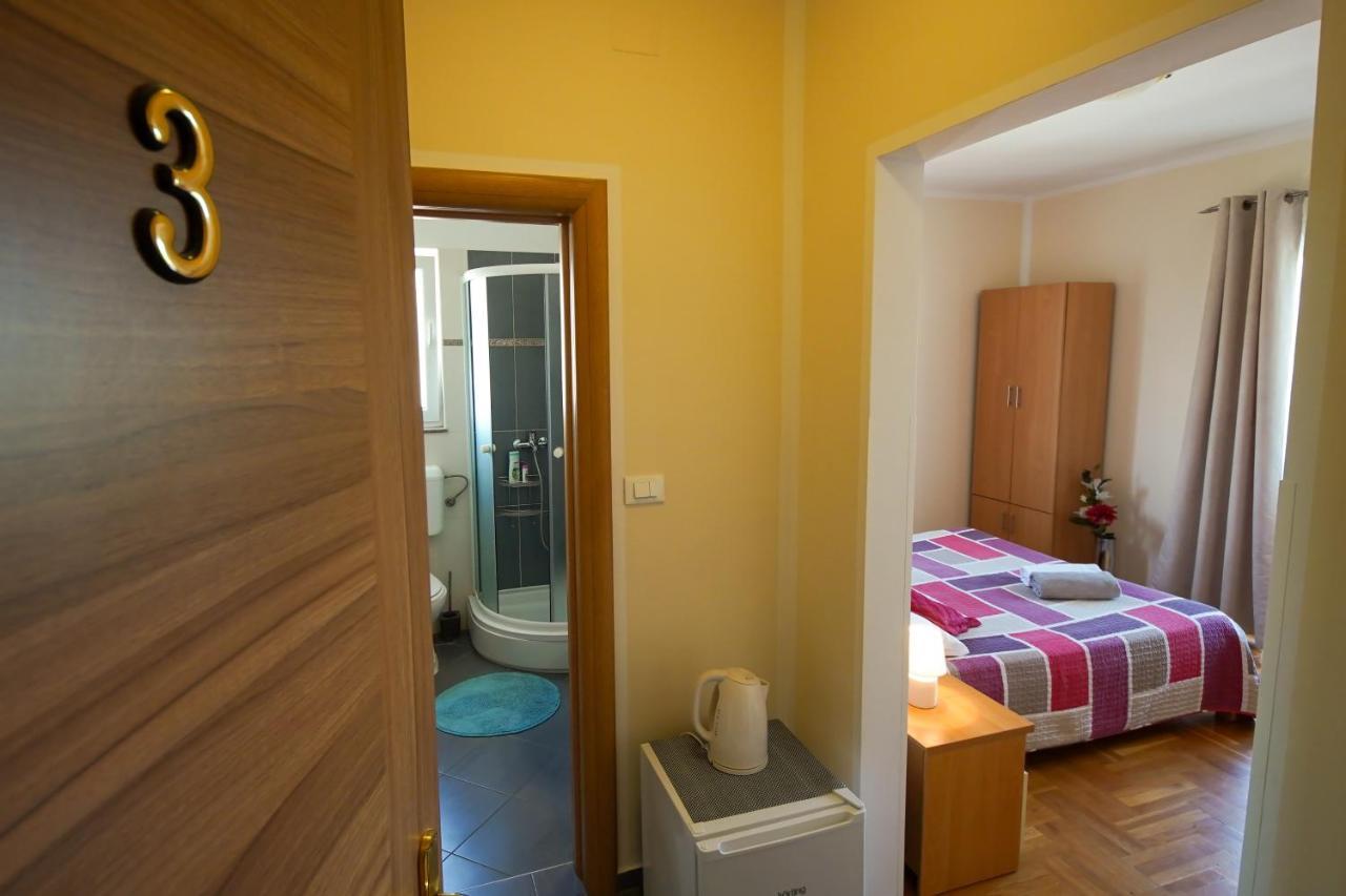 Guest Accommodation Slapovi Krke ロゾヴァック エクステリア 写真